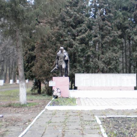 Братская могила в пгт. Большовцы Галицкого района