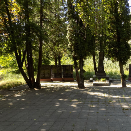 Братская могила в пгт Гуйва Житомирского района