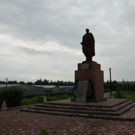 Братская могила в с. Великая Северинка Кропивницкого района
