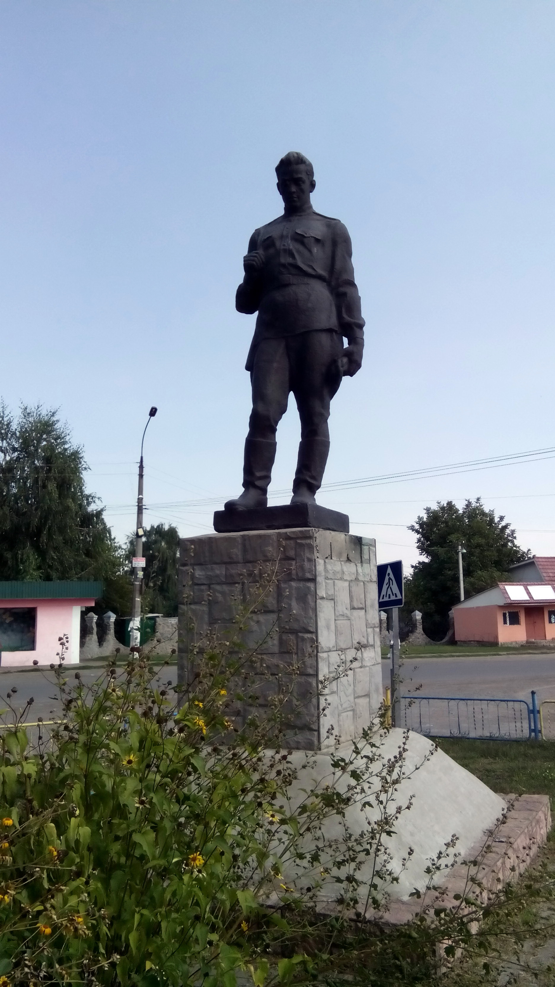 Братская могила в с. Дубиевка Черкасского района