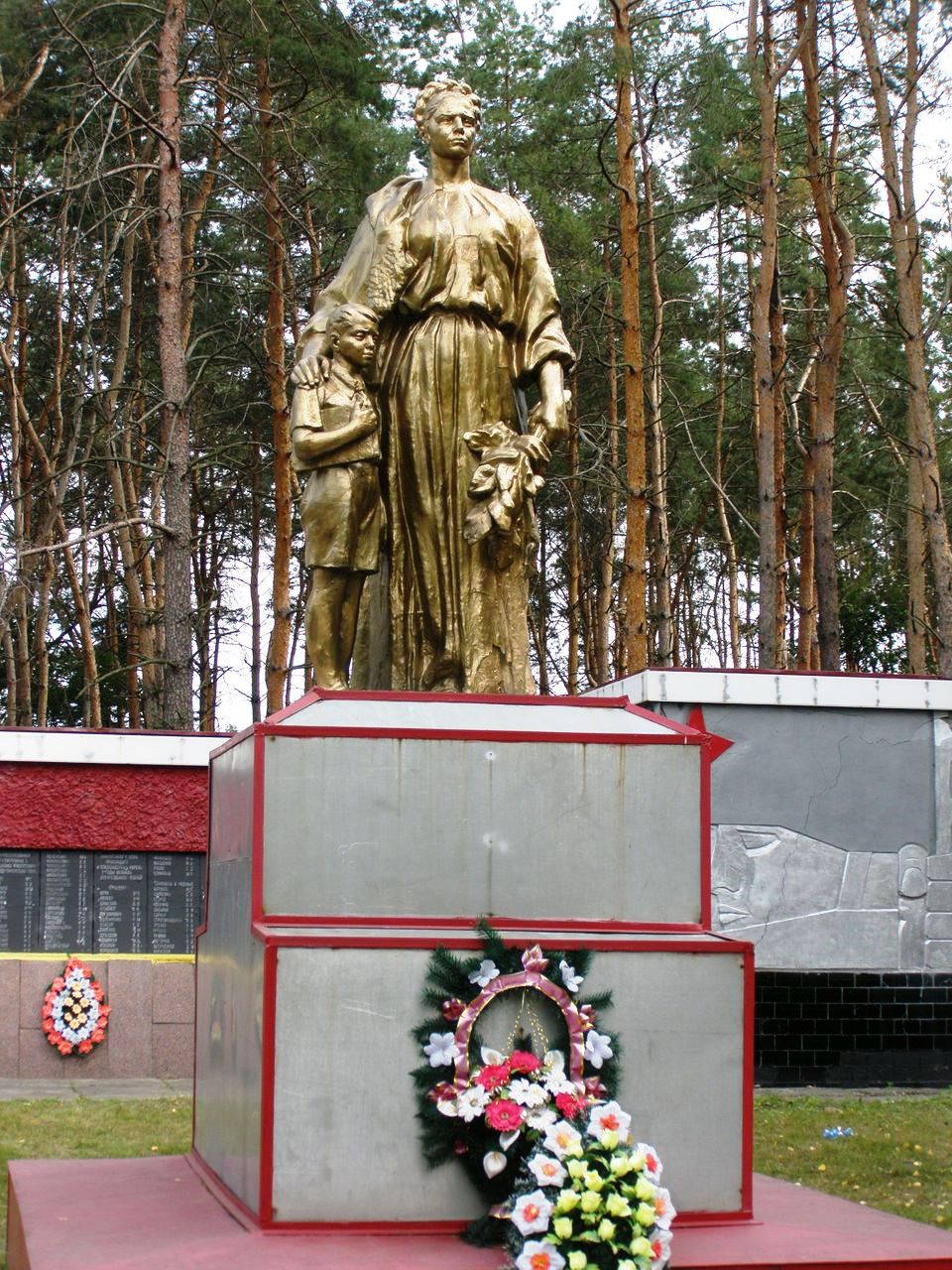 Братская могила в с. Курень Бахмачского района