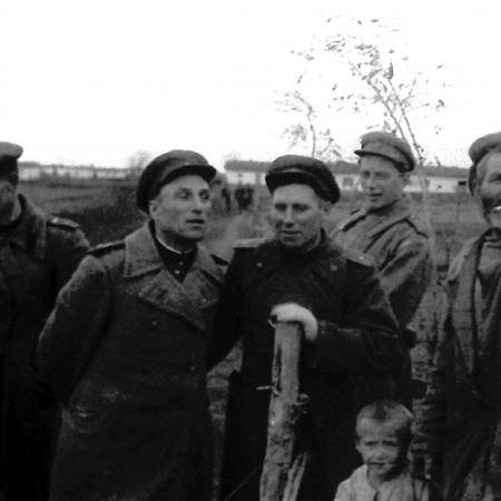 «Сын Отечества» с Оленчуком, 1943 год.