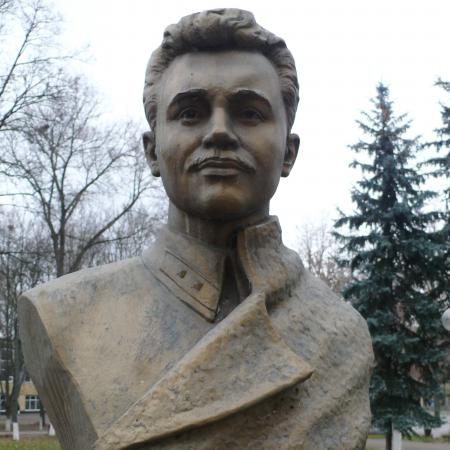 Памятник Герою Советского Союза Ивану Кудре