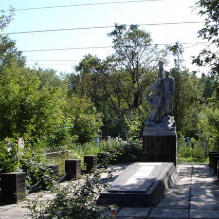 Братская Могила на Коксохимовском кладбище г. Кривой Рог