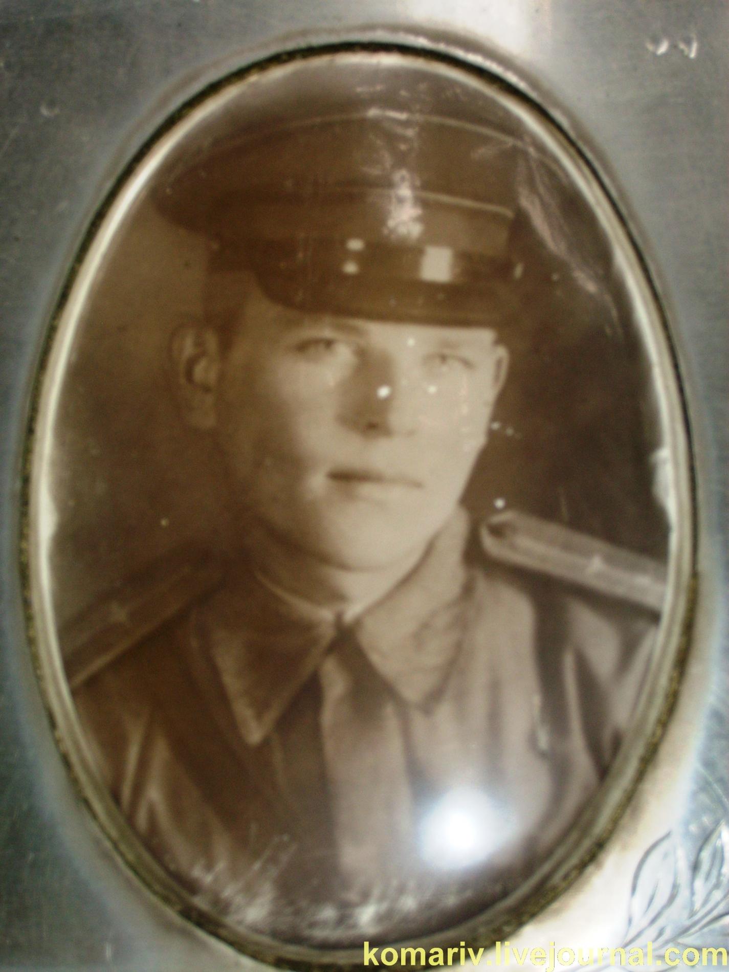 Могила мл. лейтенанта Будякова А.М. в Корделевском лесу