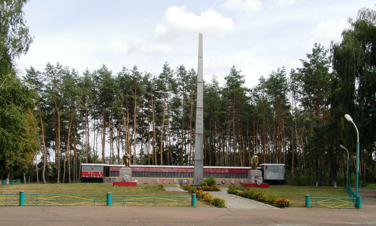 Братская могила в с. Курень Бахмачского района