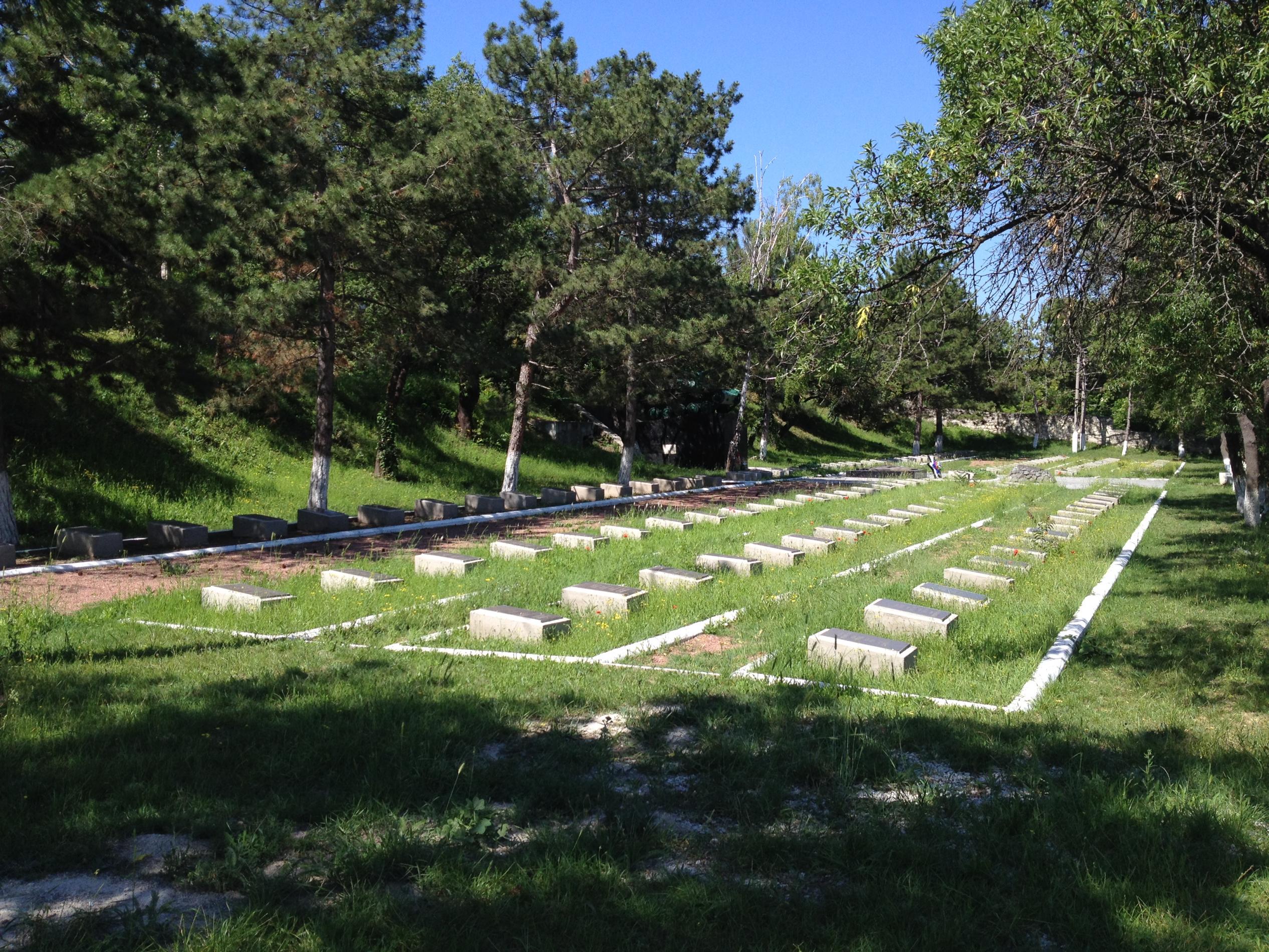 г. Бахчисарай, Ханский дворец-музей, братское воинское захоронение