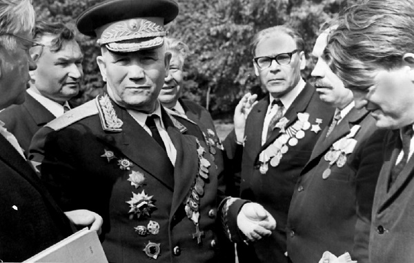 Встреча партизан в г. Глухов, 1971 г.