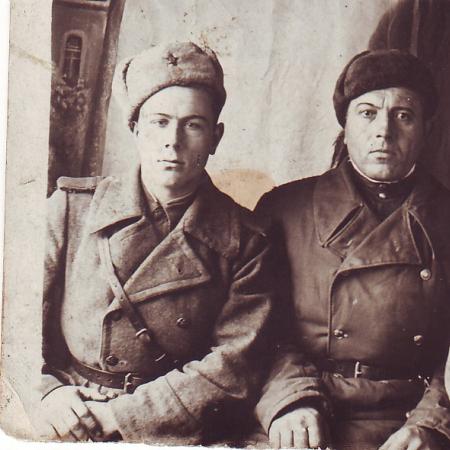 Фото Самохина Николая Алексеевича и его боевых товарищей