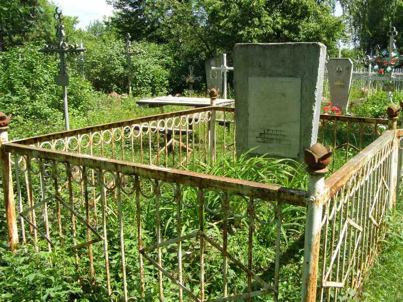 Братская могила подпольщиков в с. Памятное Борзнянского района