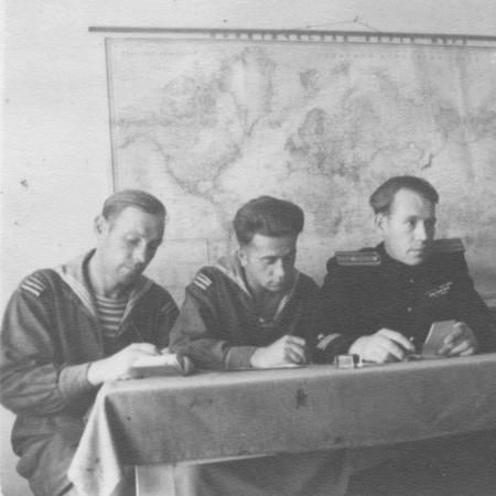 Брифинг перед боевым походом 1942 г.