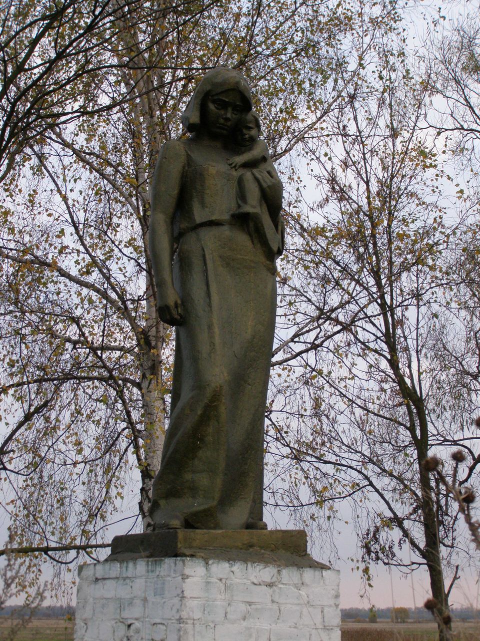 Чернигов, с. Бобровица, Братская могила мирных жителей казненных немцами