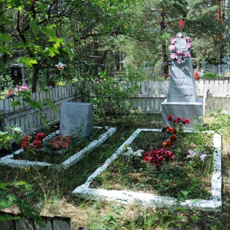 Воинские захоронения на кладбище с. Феневичи