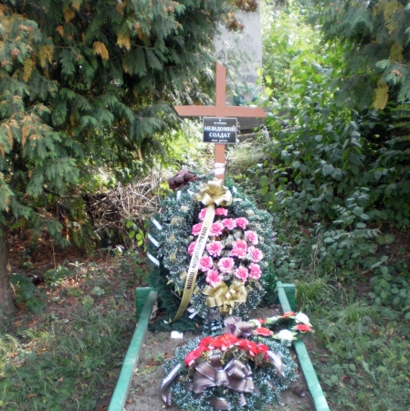 Могила неизвестного солдата на старом кладбище в г. Калуш