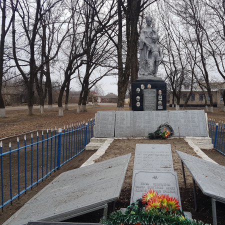 Братская могила по ул. Гагарина