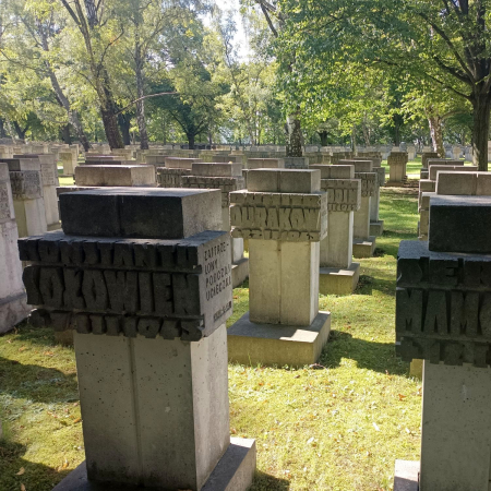 Кладбище жертв гитлеризма на Заспе 