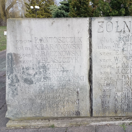 Воинское кладбище в г. Гарволин