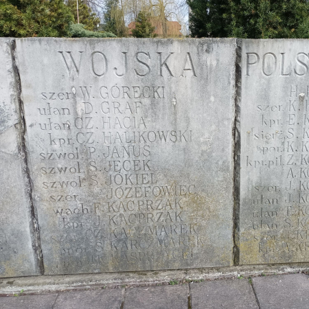 Воинское кладбище в г. Гарволин